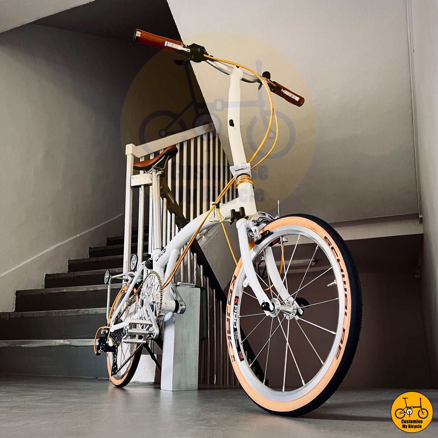 Crius Trifold 18-inch Classy Foldable Bike β White & Gold Finish with Sleek Build