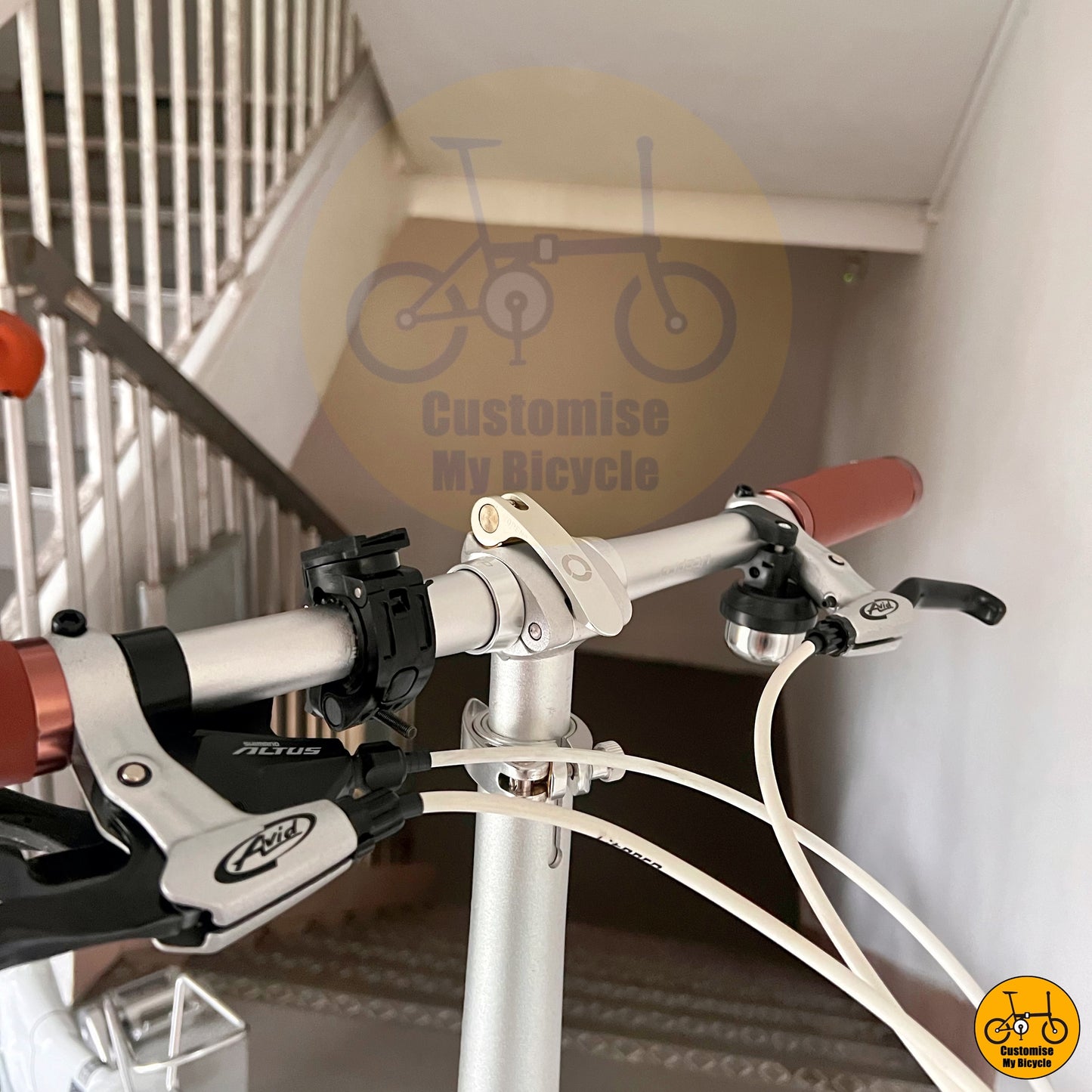 Cockpit Setup on Fnhon Blast 22-Inch Folding Bicycle β Competing with Birdy for Lightweight Performance