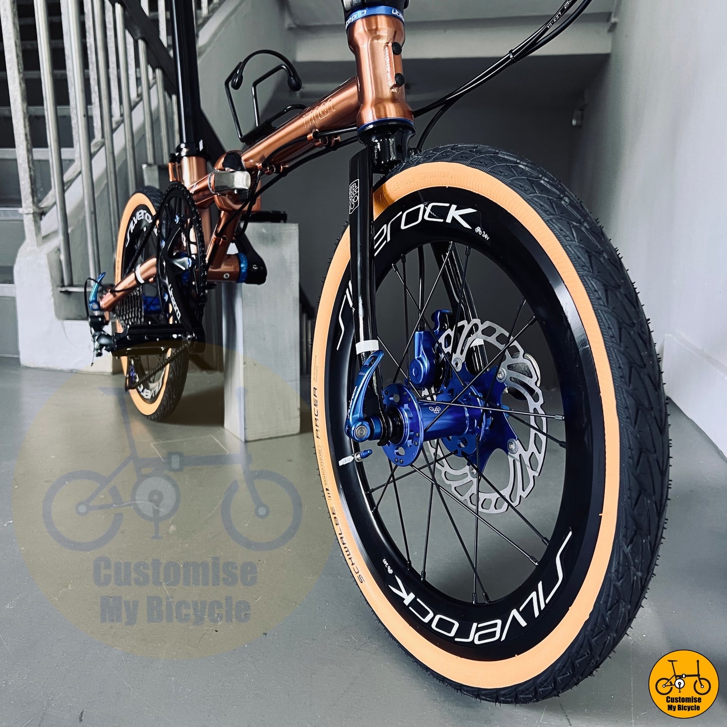 Fnhon Gust 18â âĒ Shimano 10s âĒ Rose Gold & Blue