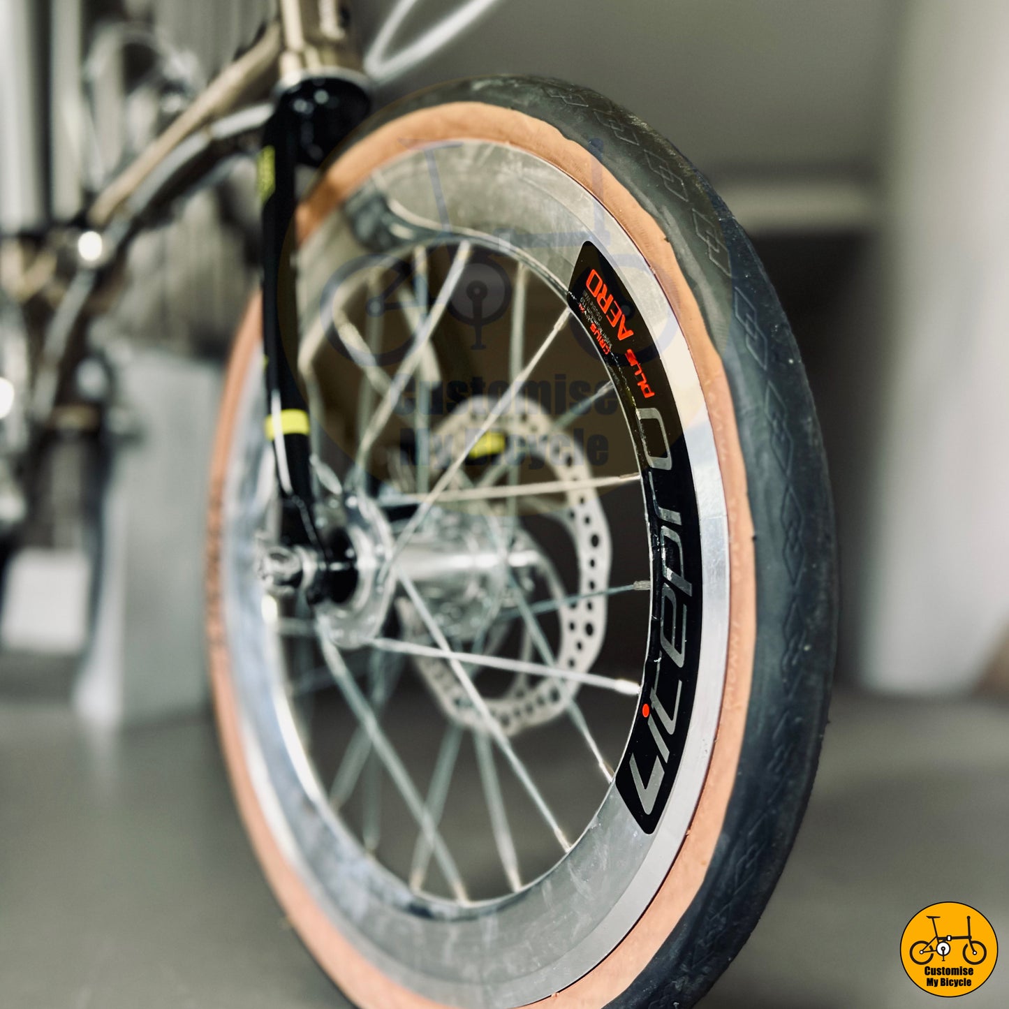 Fnhon Gust 18β β’ Shimano 9s β’ Titanium Gold