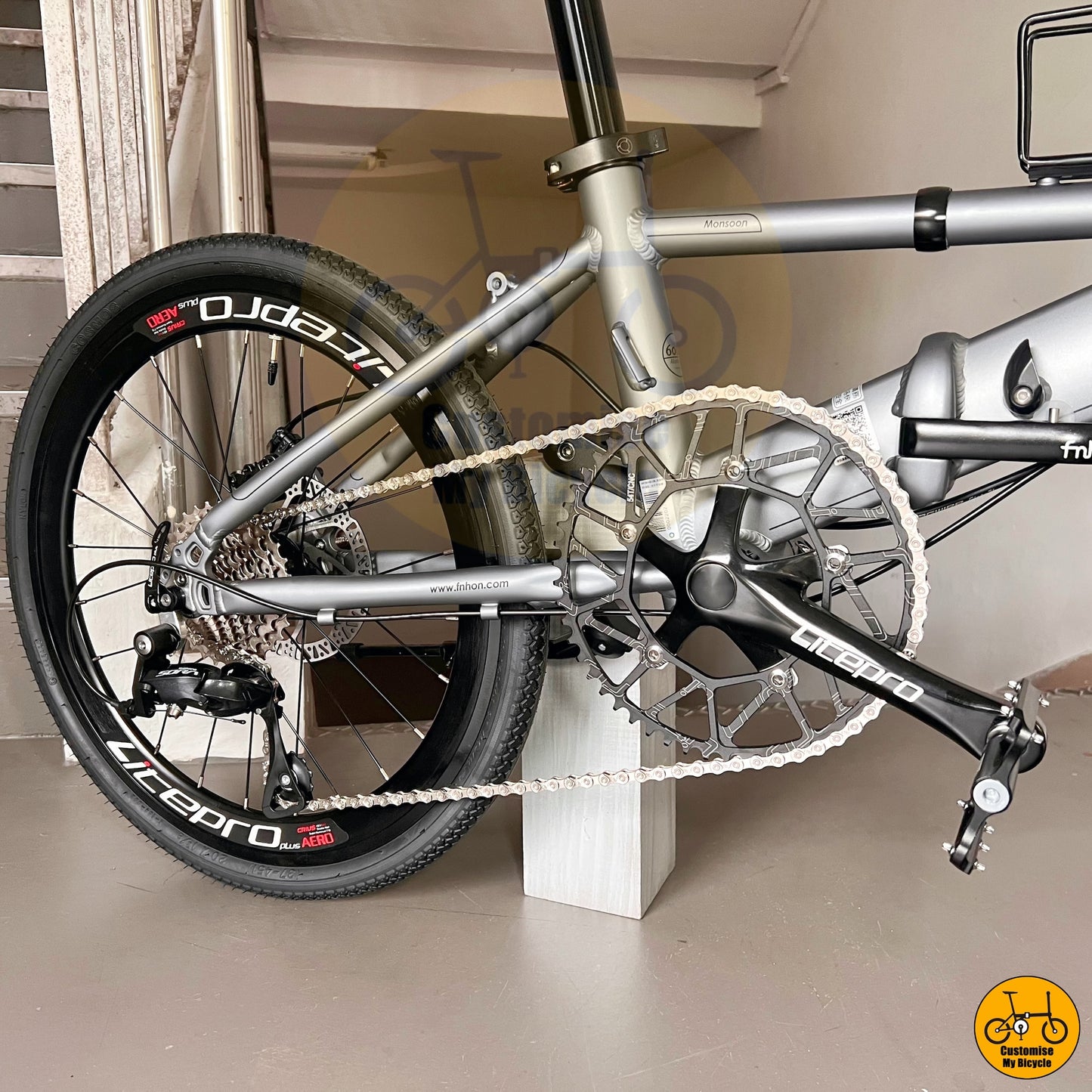 Fnhon Monsoon 22-Inch Foldable Bicycle β A Competitive Alternative to Bike Friday, Btwin