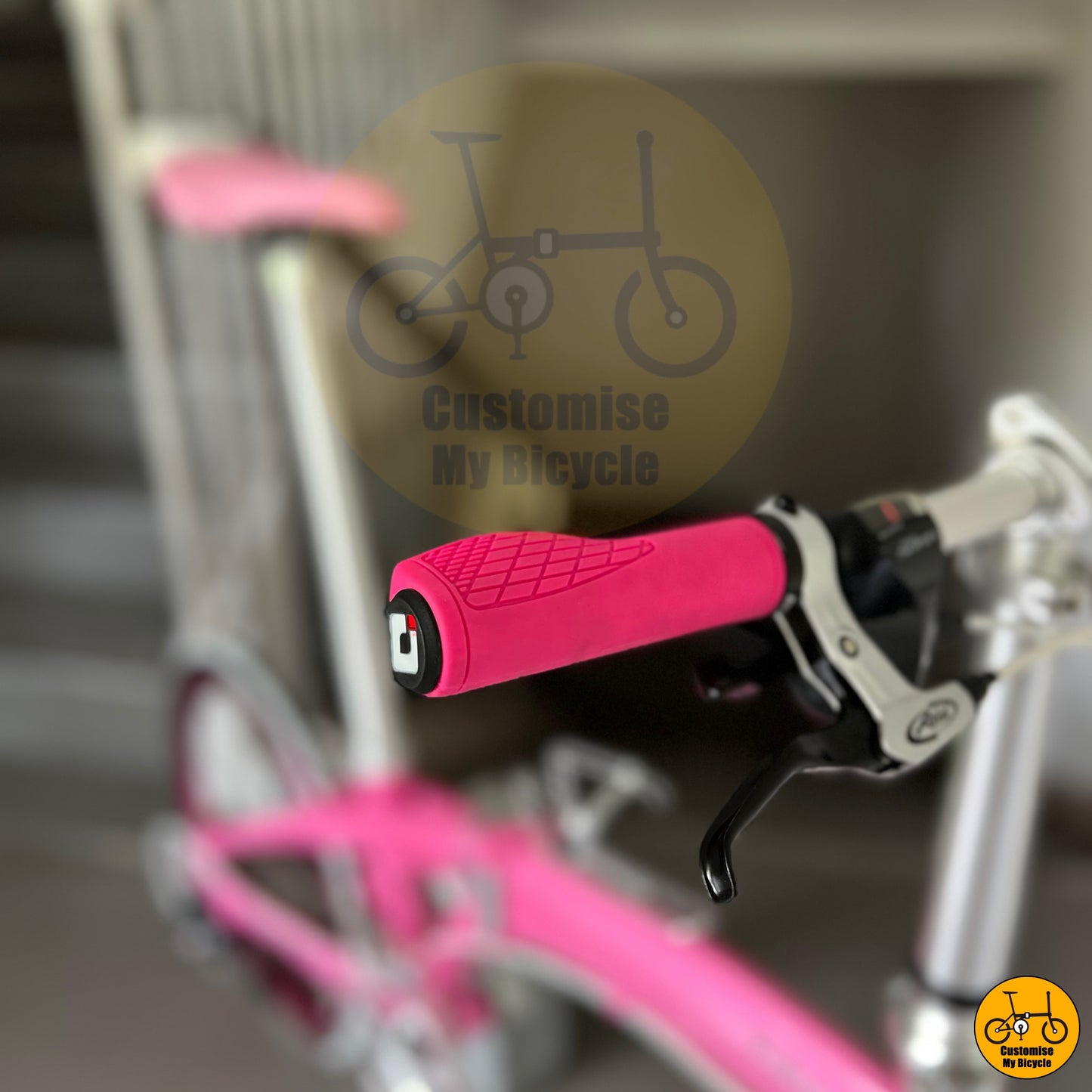 Pink Palm Rest Handgrips on Best Pink Folding Bicycle β Perfect for MRT & Bus-Friendly Rides
