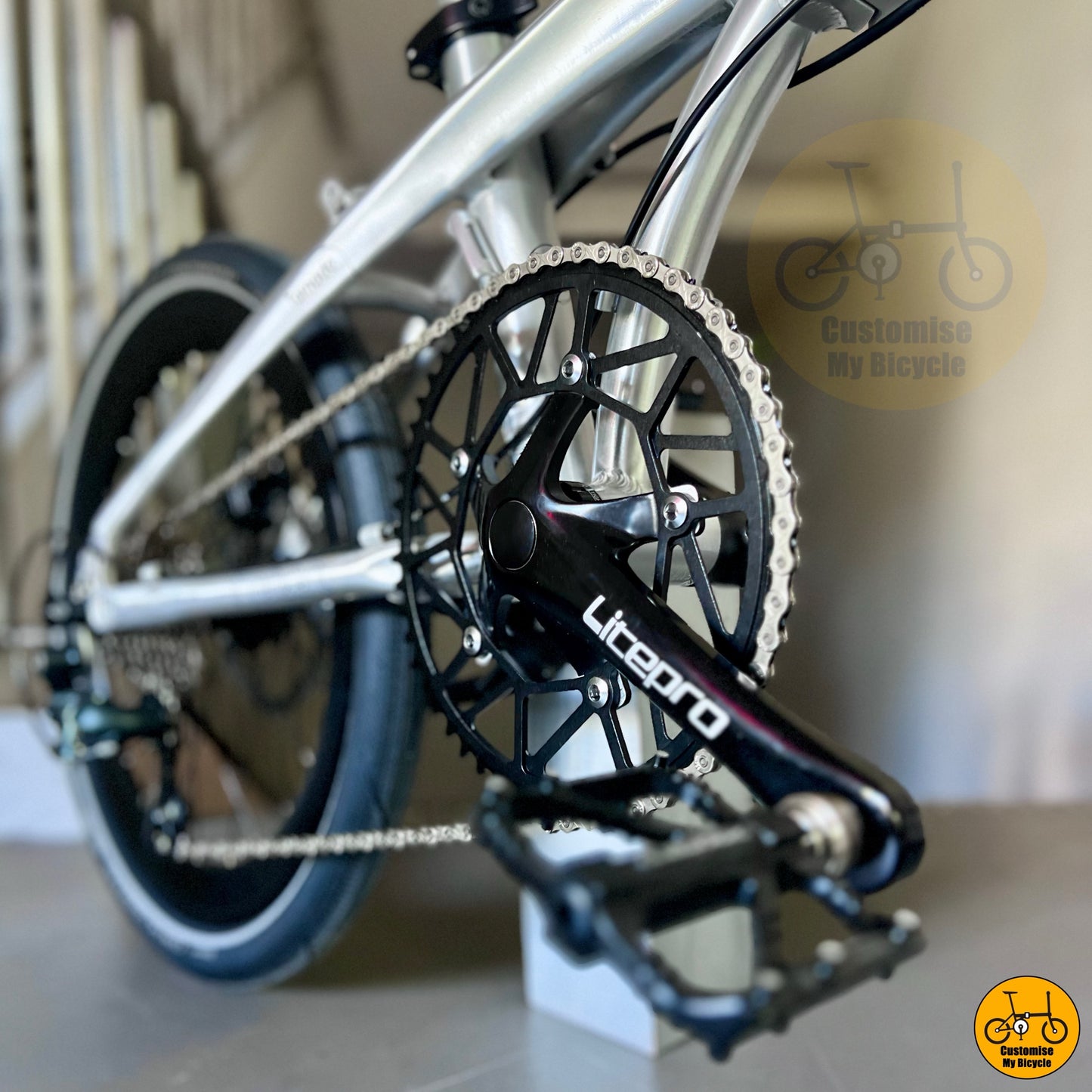 Shimano 10 speed drivetrain on platinum silver foldie