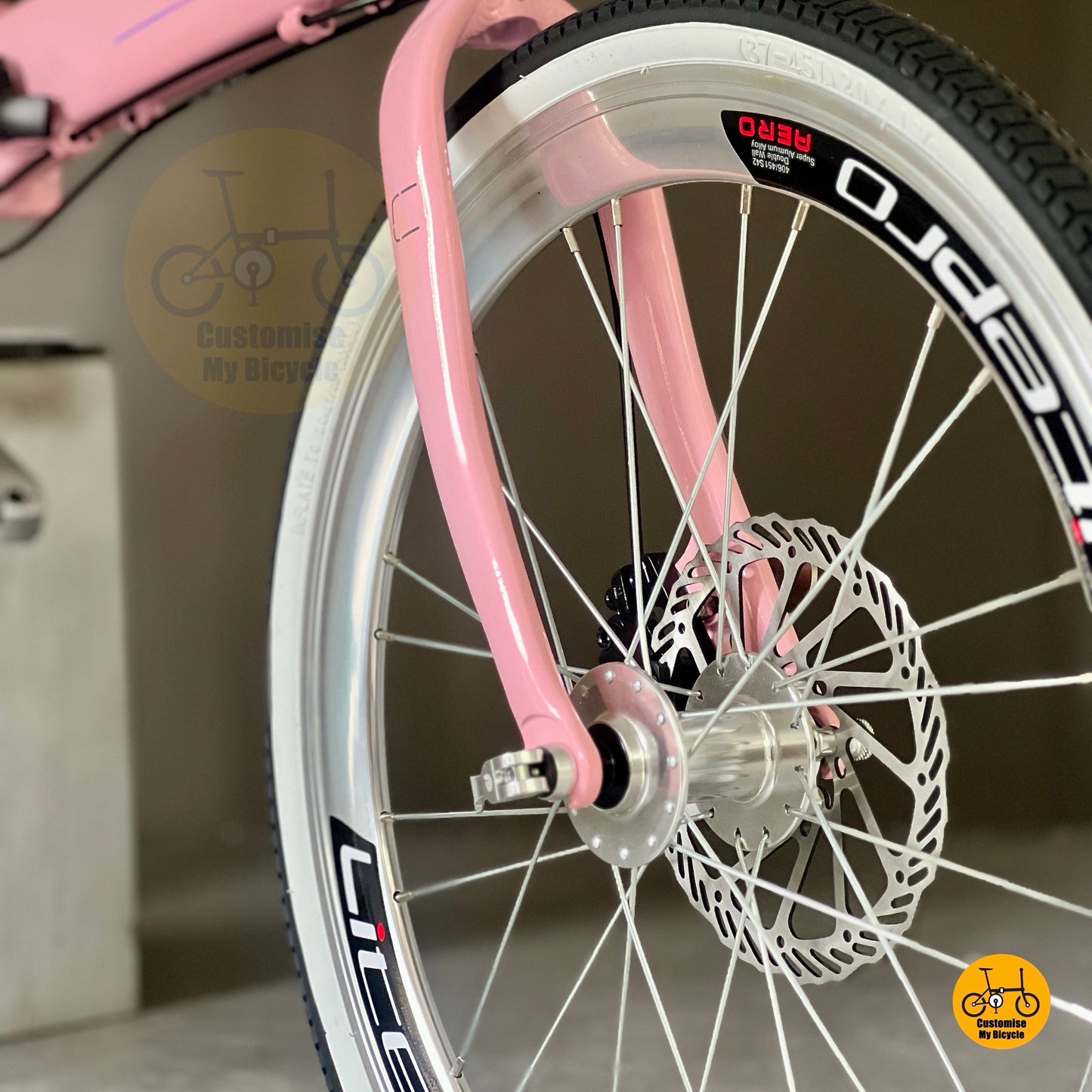 Close up of Litepro aero high profile front wheel
