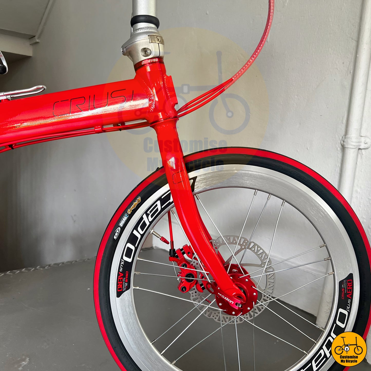 Lipstick Red Crius Master 22-Inch Foldable Bicycle – A Bold & Eye-Catching Foldie
