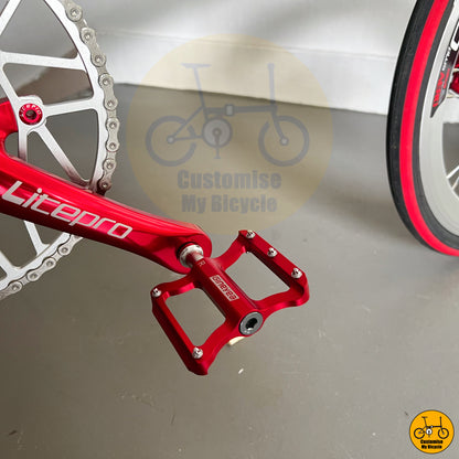 Red Gineyea Pedals on Crius Master 22-Inch Folding Bike – A High-Quality Ride for Daily Commutes
