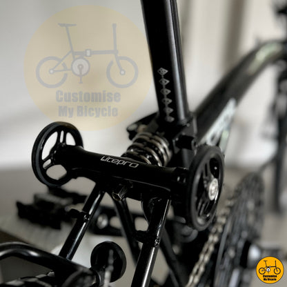 Piano black folding frame with extendable ezywheels
