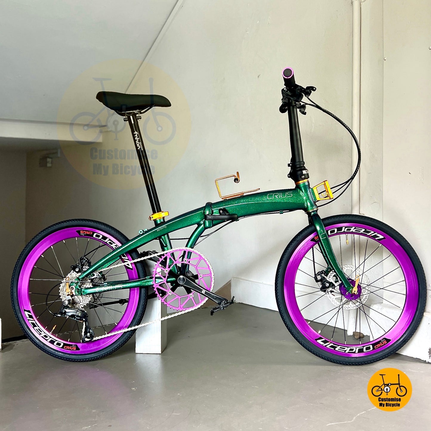 Crius Velocity 22 inch chameleon green folding bike full side view
