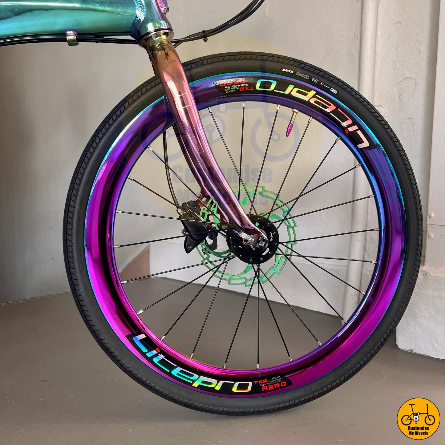 Crius Velocity 22” • Shimano 10s • Oil Slick Aurora