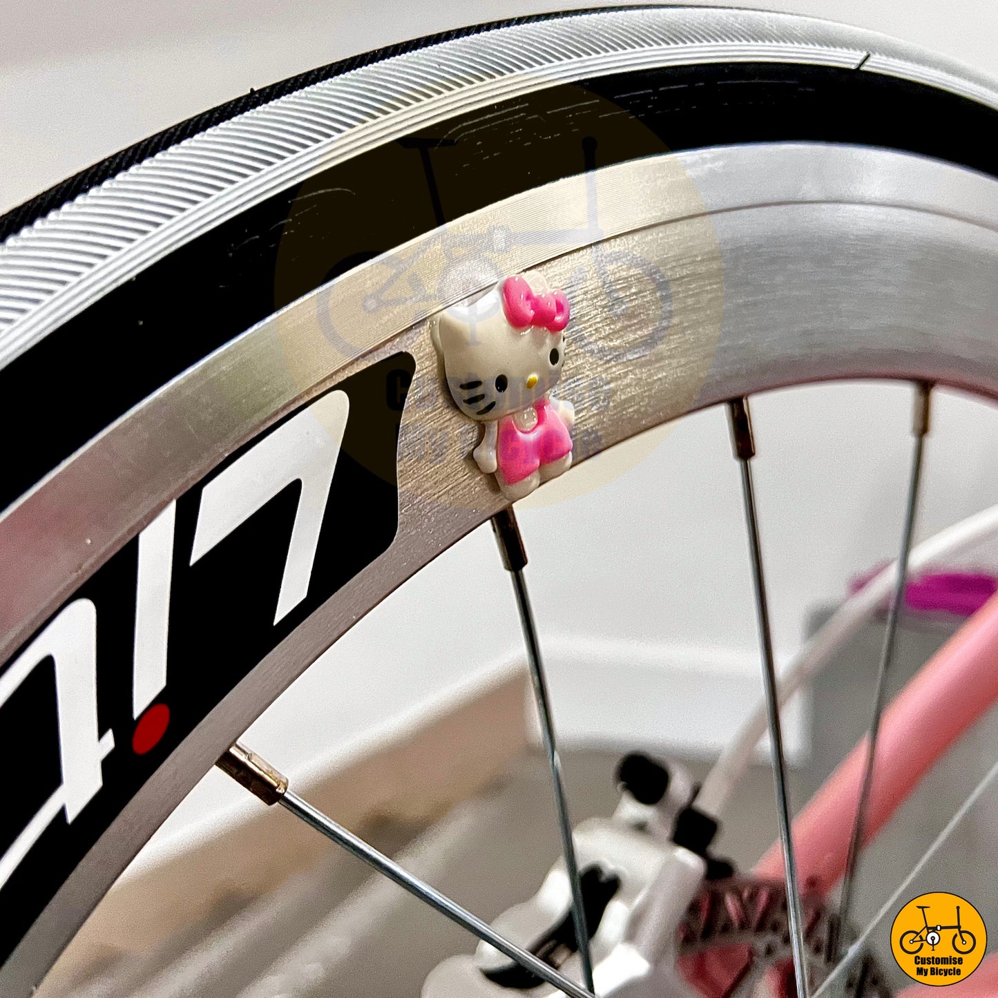 Crius Velocity 22” • Shimano 10s • Hello Kitty Pink