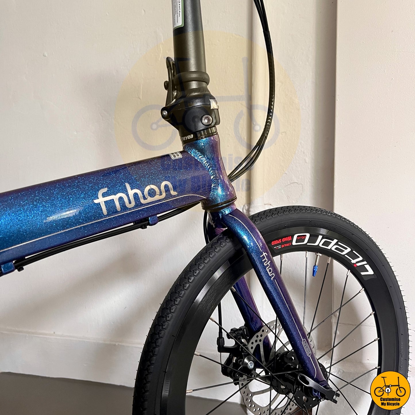 Chameleon Blue Fnhon Blast 22-Inch Foldable Bicycle – A Stylish & High-Performance Foldie
