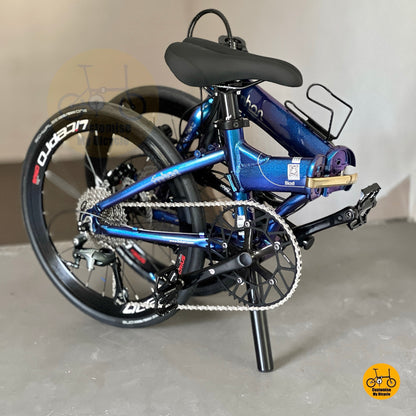 Detailed shot of folding vesion of Fnhon Blast 22 inch Chameleon Blue Folding Bike Shimano 10 Speed Tiagra Litepro Wheels
