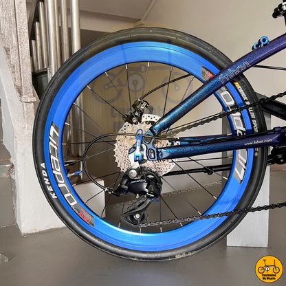 Fnhon Blast 22” • Shimano 9s • Chameleon Blue