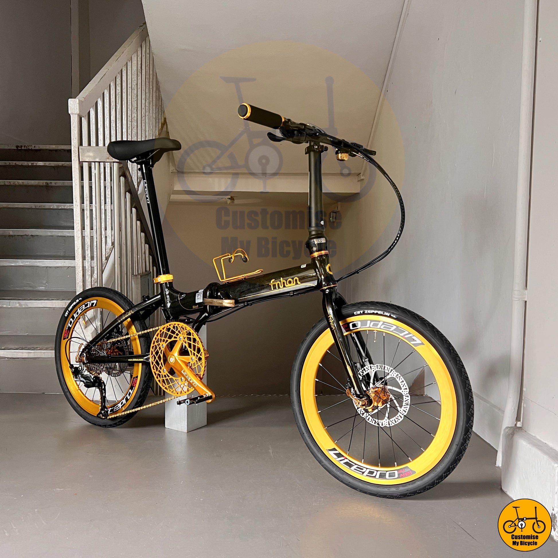 Powerful Disc Brake on Fnhon Blast 20-Inch Foldable Bike – Gold Wheels & a Stylish Metallic Finish

