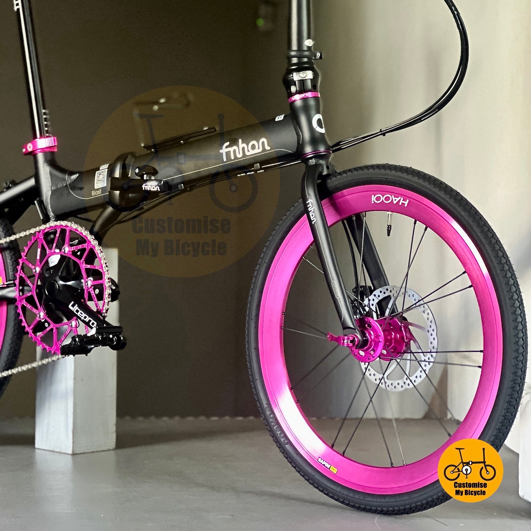 High profile wheels on Fnhon Blast
