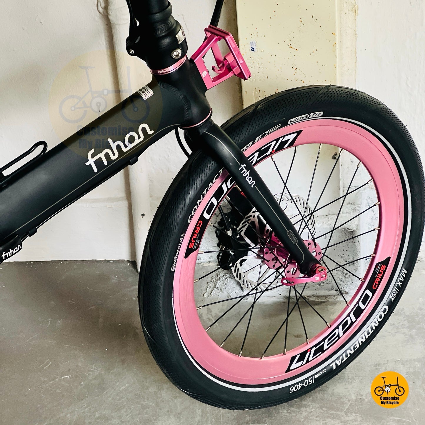 Fnhon Blast folding bike rear angle view with Continental Contact Urban tyres foldable bicycle
