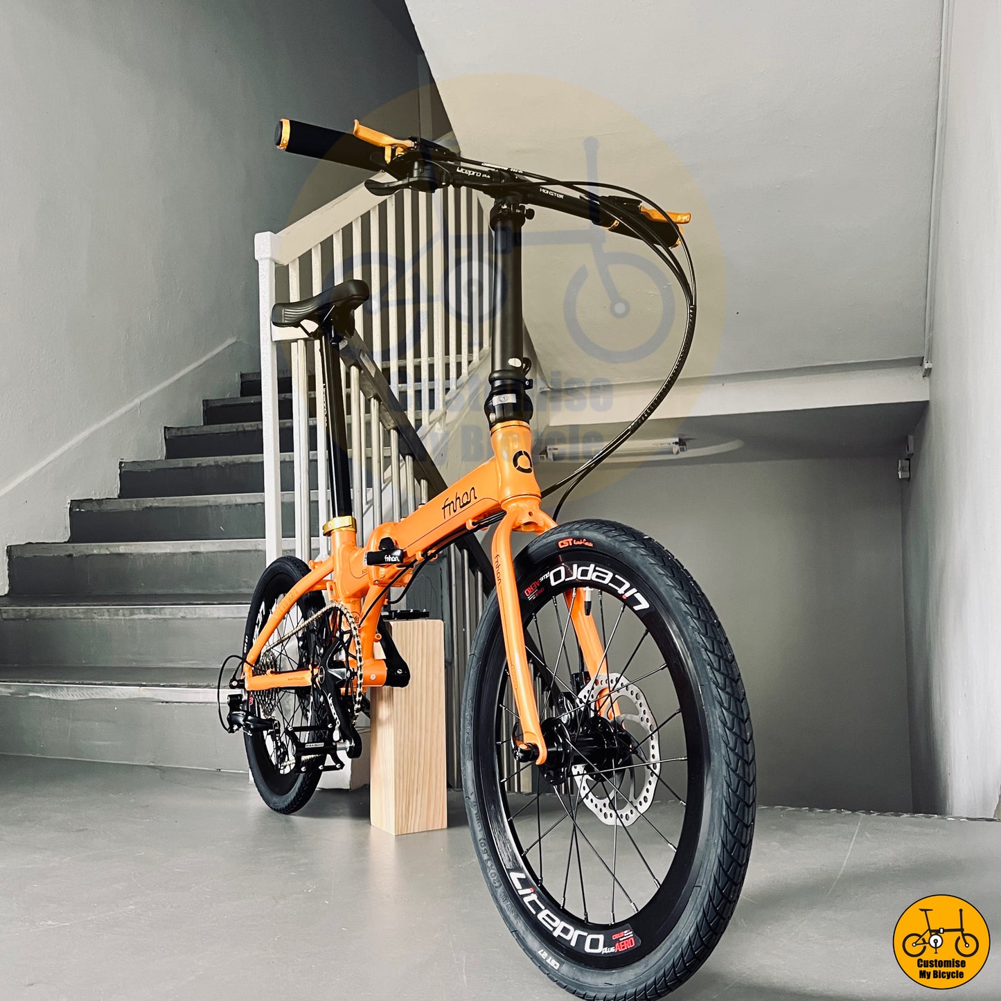 Compact & Vibrant Fnhon Blast 20-Inch Folding Bike – Naruto-Inspired Colors
