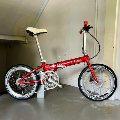 Fnhon Blast 20 inch Ruby Red folding bike side view with lightweight aluminium alloy body Shimano 9 speed drivetrain hydraulic disc brakes and Litepro Aero high profile wheelset