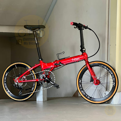 Sepeda lipat Fnhon Blast 22 inch warna Ruby Red dengan Shimano 11 gears 105 desain ringan dan ringkas