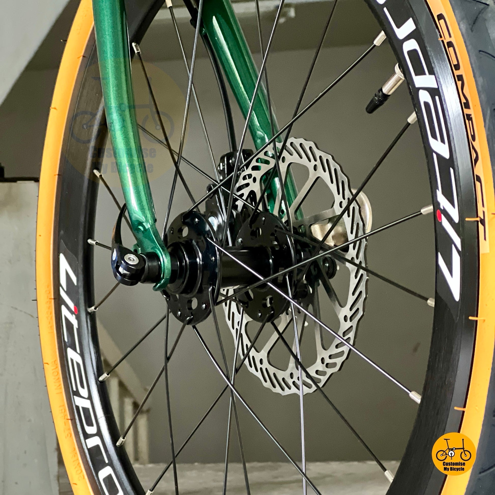 Basikal Lipat Fnhon Gale 22 Inci Shimano 9 Kelajuan Rangka Keluli Chromoly
