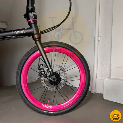 Fnhon Gust 18” • Shimano 9s • Matte Black + Pink