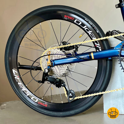 Fnhon Gust 22 inch folding bicycle overall rear angled view
