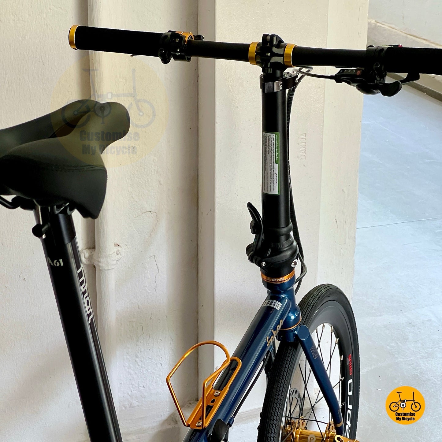 Fnhon Gust folding bike deep sea blue overall front angled view
