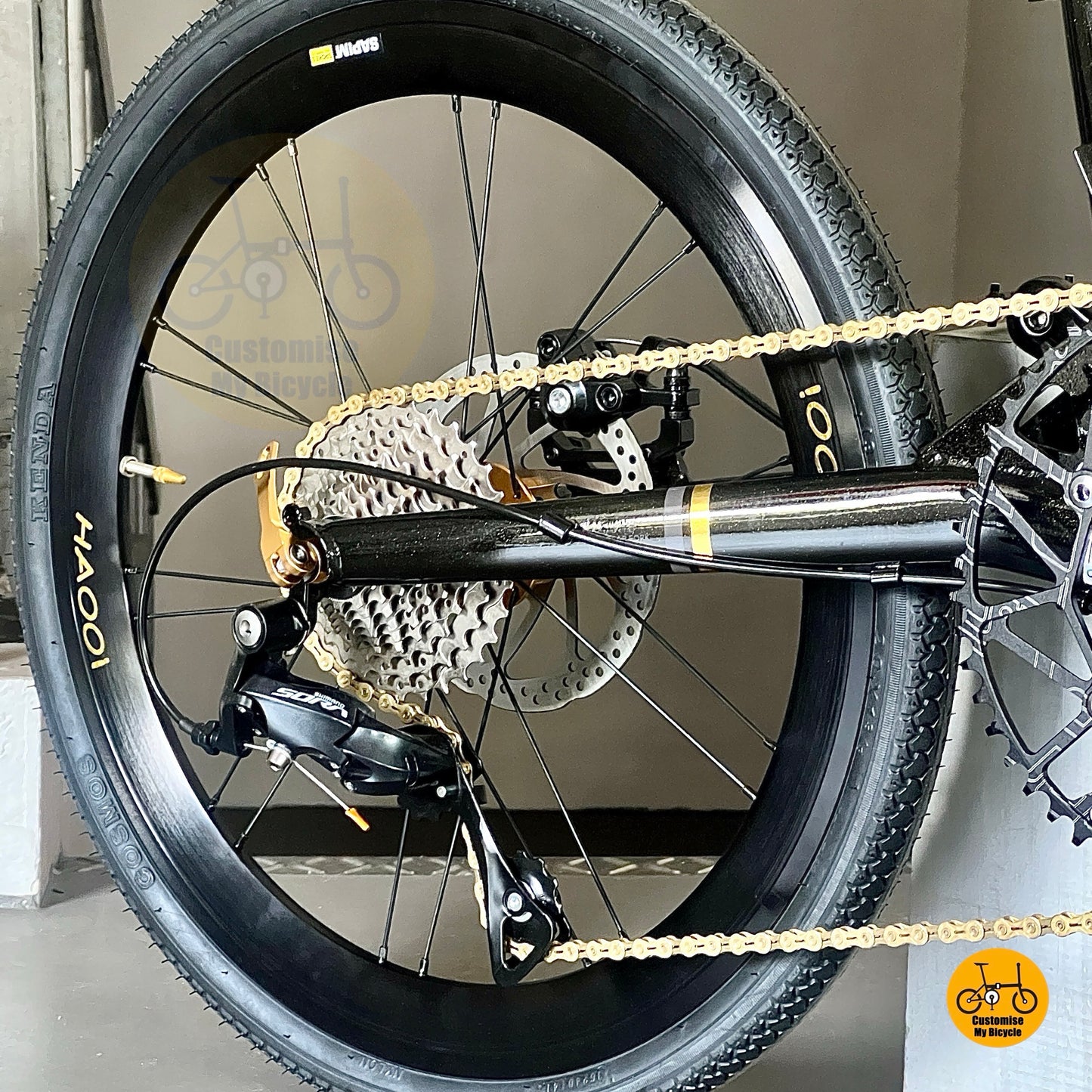 Fnhon Gust closeup of gear system and wheels
