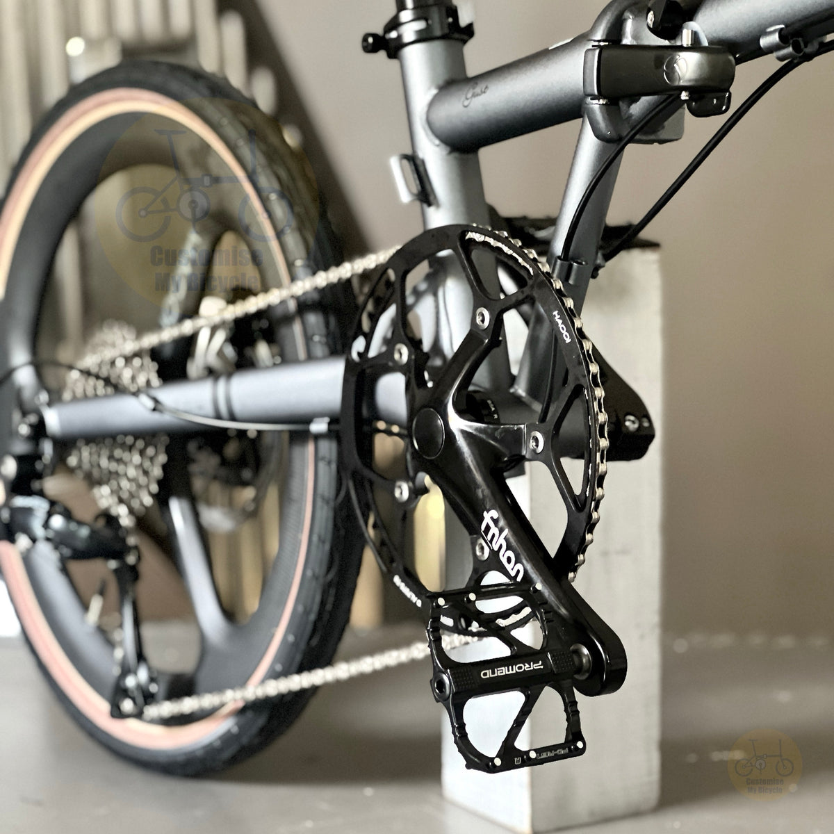 Fnhon Gust 20" Battleship Grey folding bike frame material colour detail