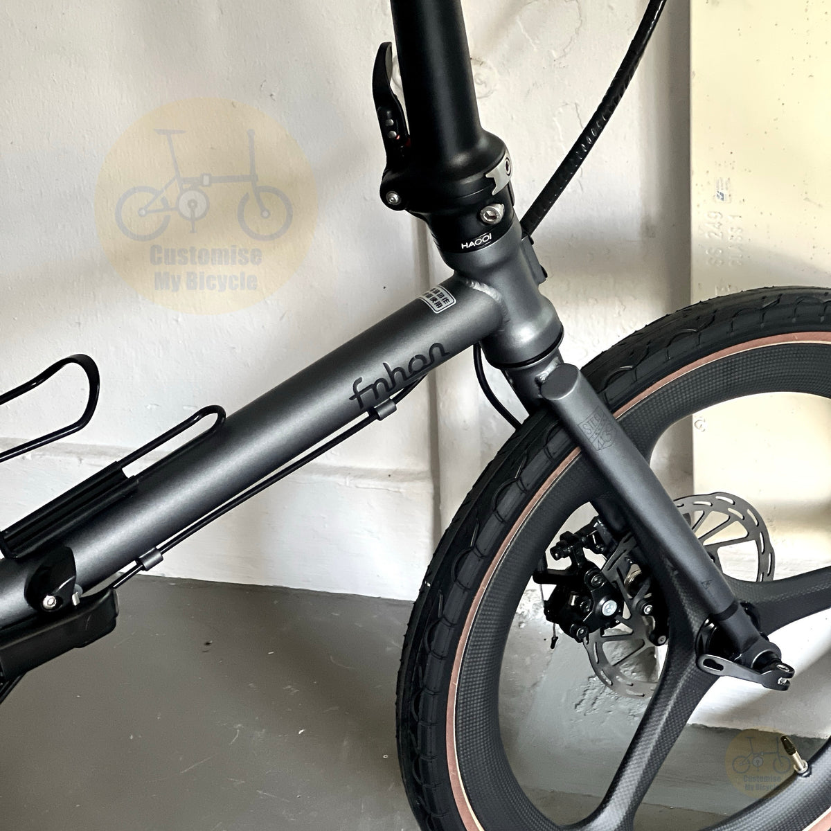 Fnhon Gust 20" Battleship Grey folding bike with Mechanical wired disc brake; FNHON telescopic handle post