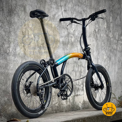 Rear view low angle of Fnhon GT20 Aurora Blue