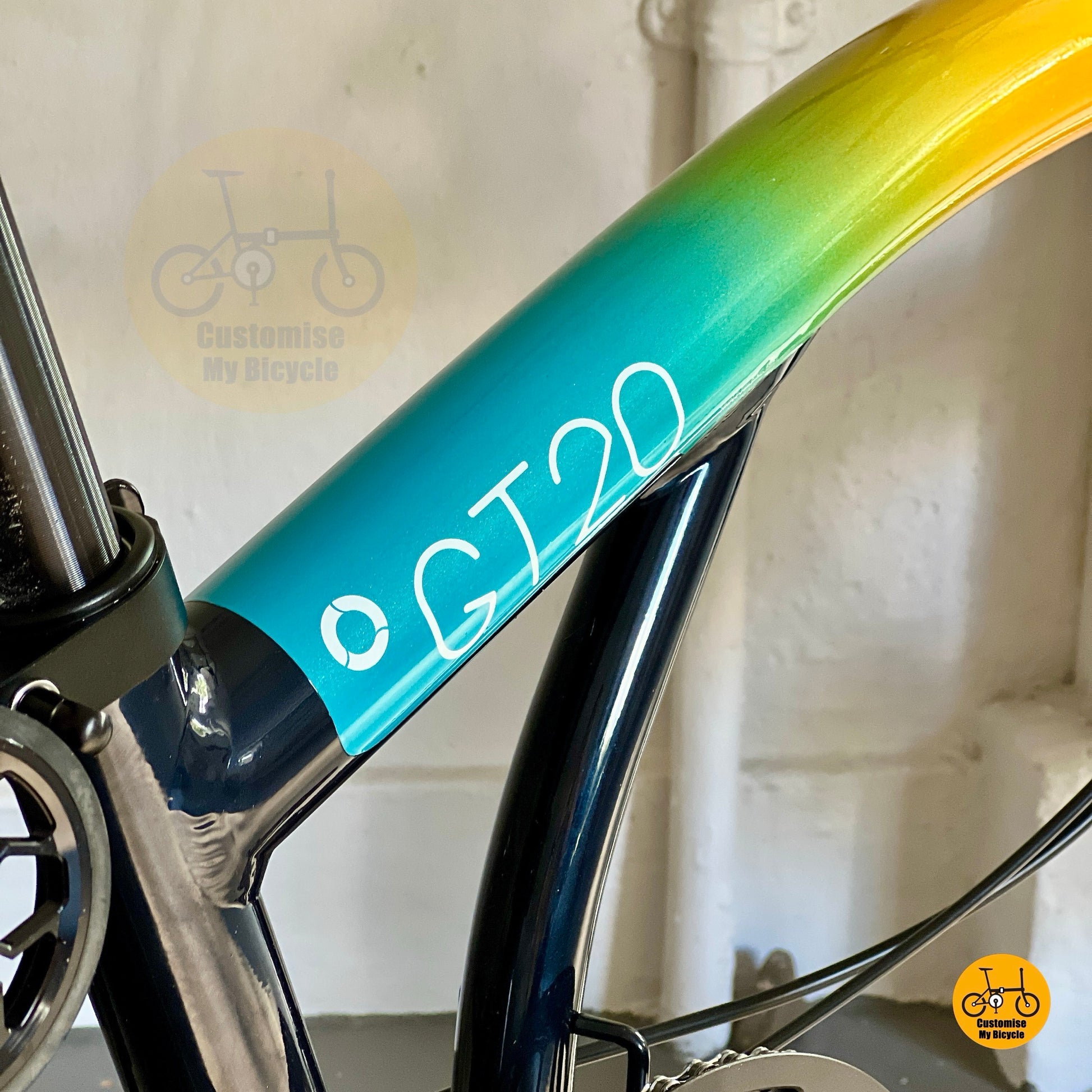 Aurora Blue Dual Colour of Fnhon GT20 20" Trifold Aurora Blue with 10 gears and Hydraulic Brake