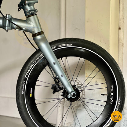 Fnhon GT20 HAOOI Max high profile wheel detail with CONTINENTAL Contact Urban high volume comfy tyres
