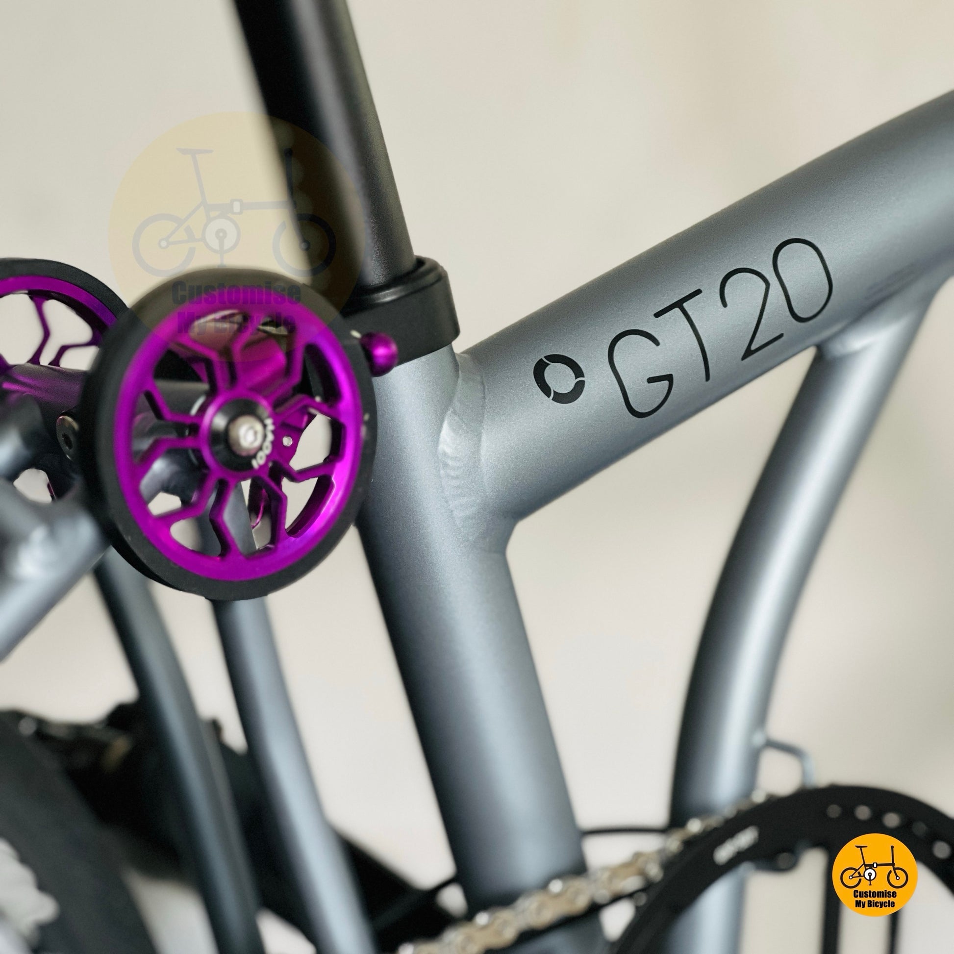 Fnhon GT20 folding bike close up logo
