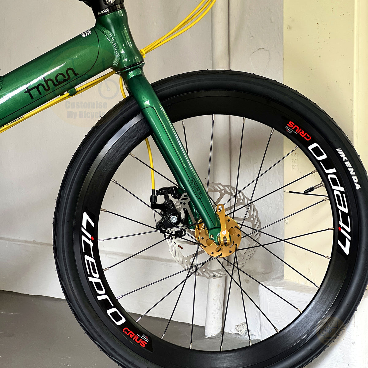 Fnhon Monsoon 22" Emerald Green folding bike frame material colour detail
