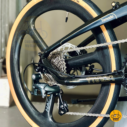 Close up Shimano 10 speed drivetrain on Fnhon Tornado folding bike