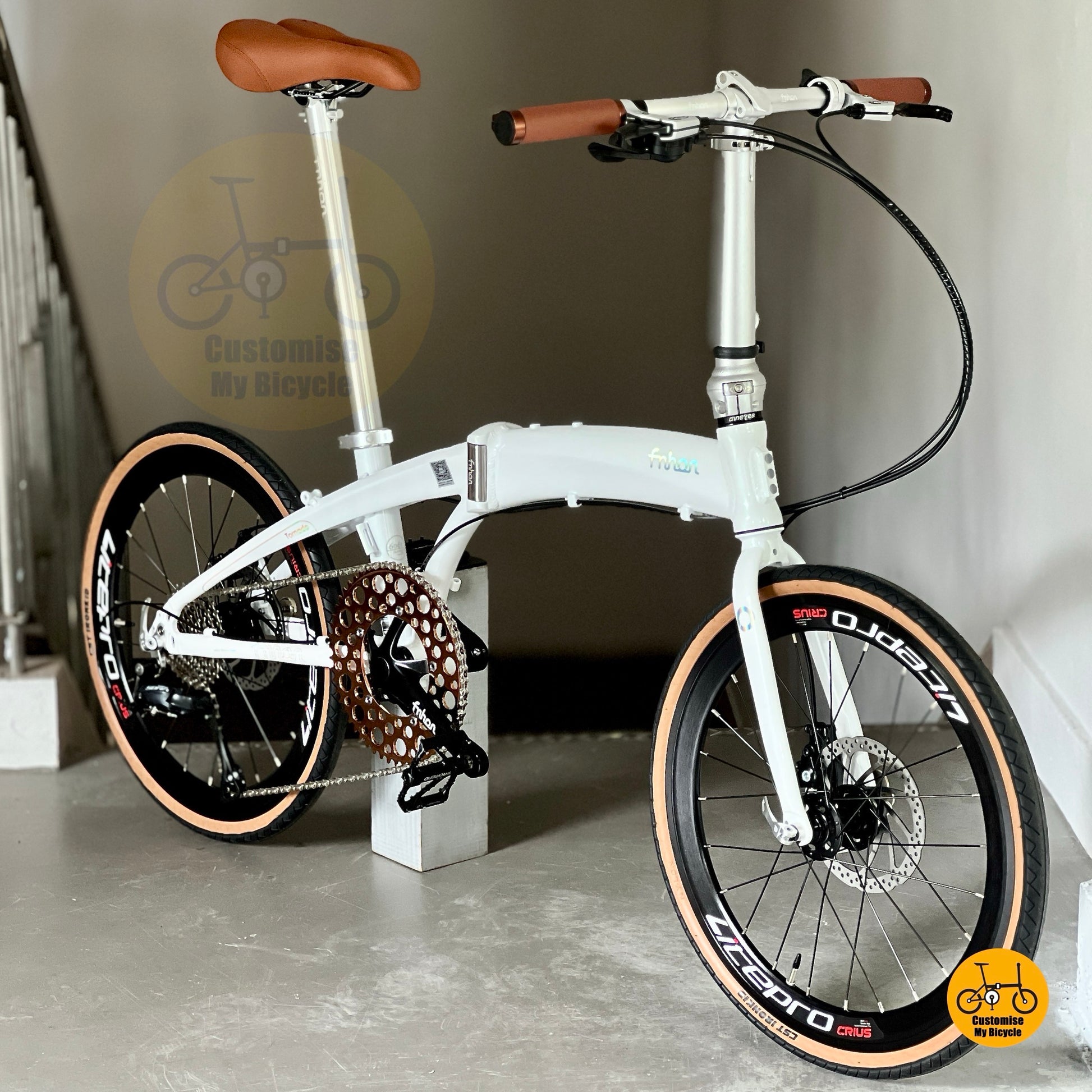 Fnhon Tornado Folding Bicycle 22 Inch Shimano 9 Speed Dreamy White Rose Gold Accent
