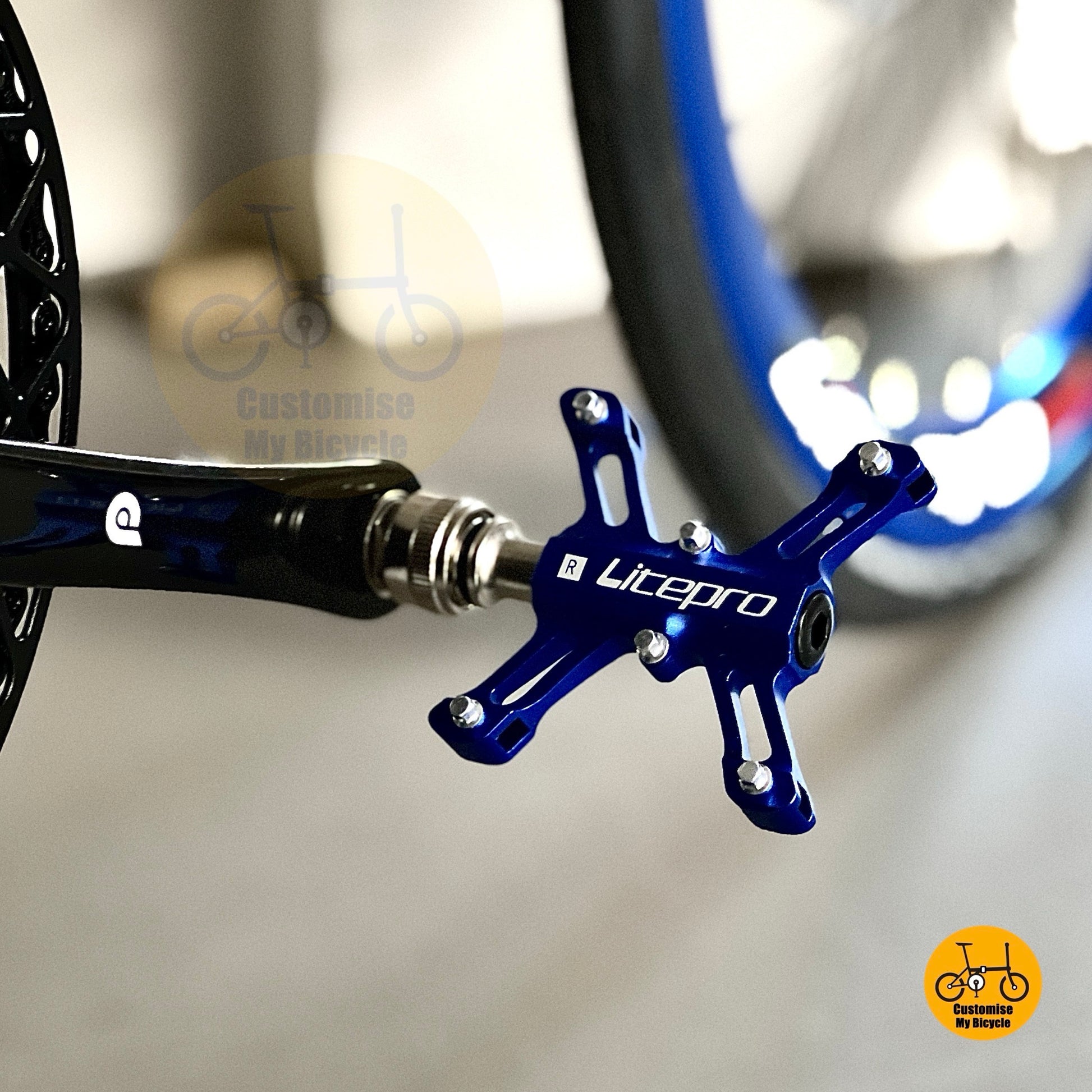 Fnhon Tornado Blue Litepro quick release pedals detail
