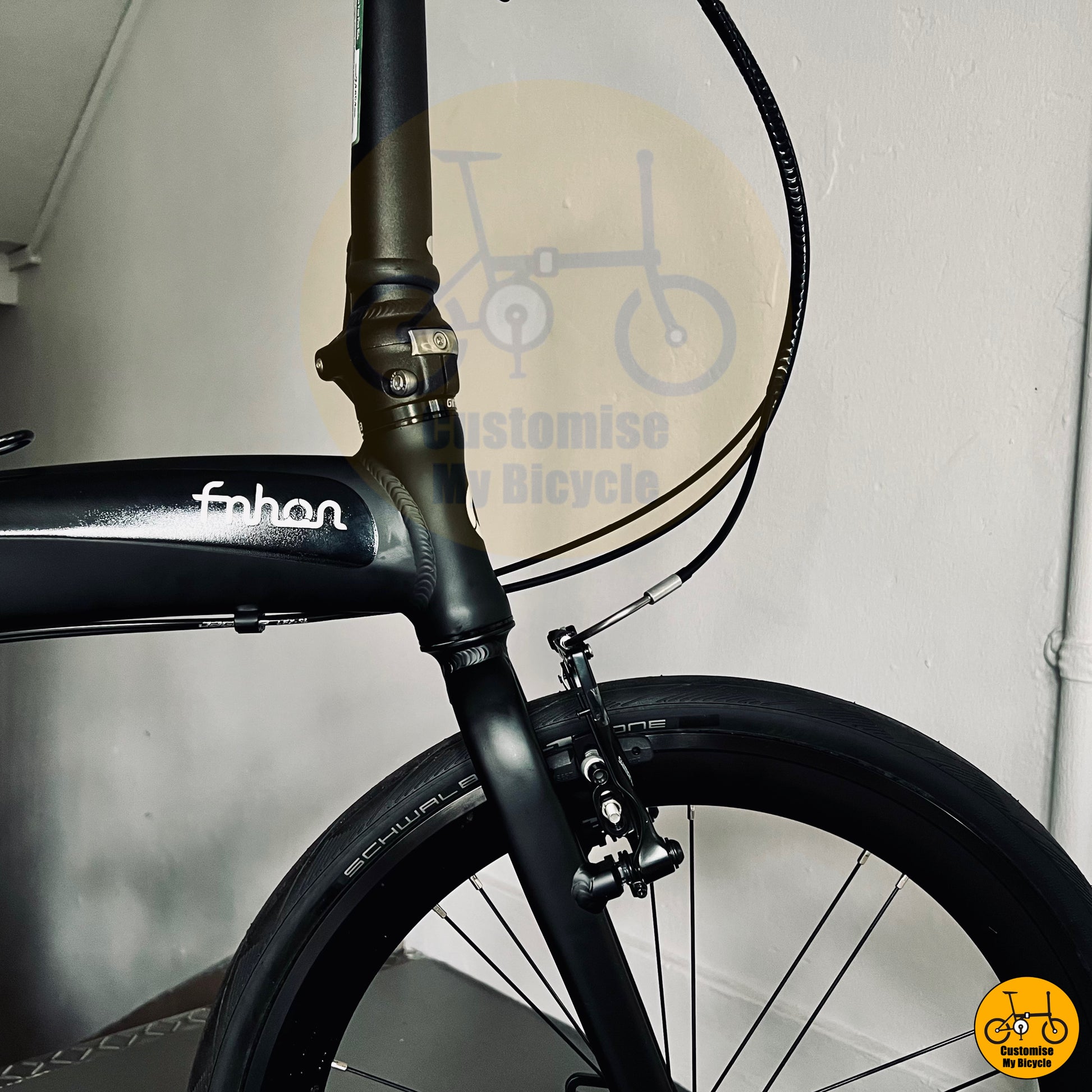 Matte Black Fnhon Tornado 22-Inch Folding Bike – Minimalist & Stylish Ride
