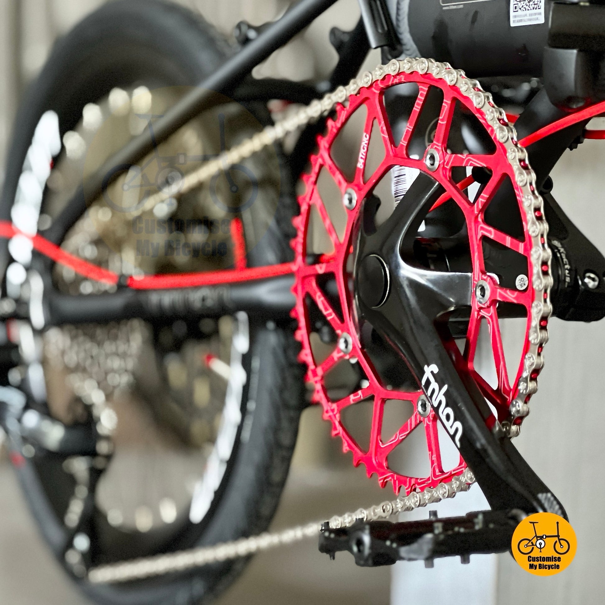 Close up of FNHON LITEPRO hollowtech crankset on Fnhon Zephyr
