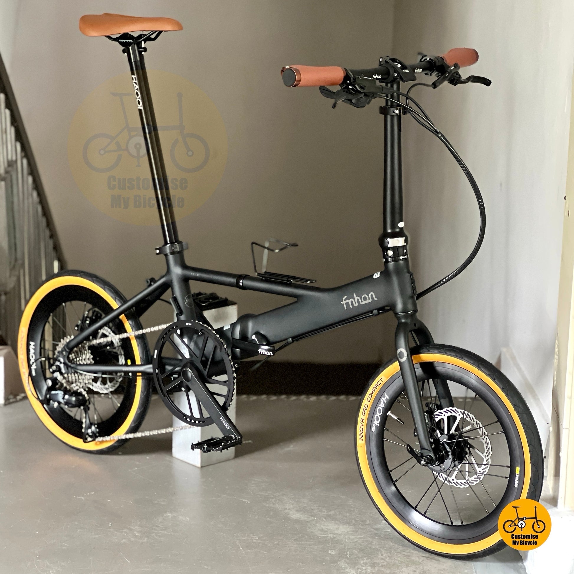 Basikal Lipat Fnhon Monsoon Mini 16 Inci Hitam Matte Shimano 9 Kelajuan Brek Cakera Hidraulik Basikal Lipat Ringan