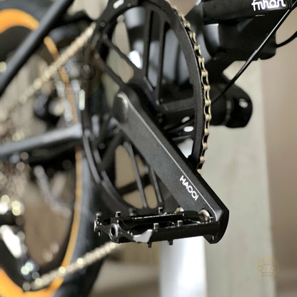 Fnhon Monsoon Mini 18" Matte Black folding bike with SHIMANO hydraulic disc brake