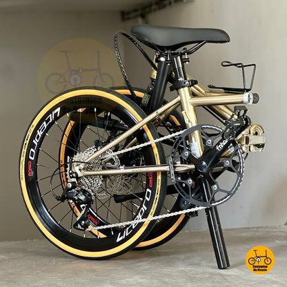 Fnhon Thunderstorm Large Wheel Folding Bike 22 Inch Titanium Gold Built for Stability Comfort and Daily Riding
